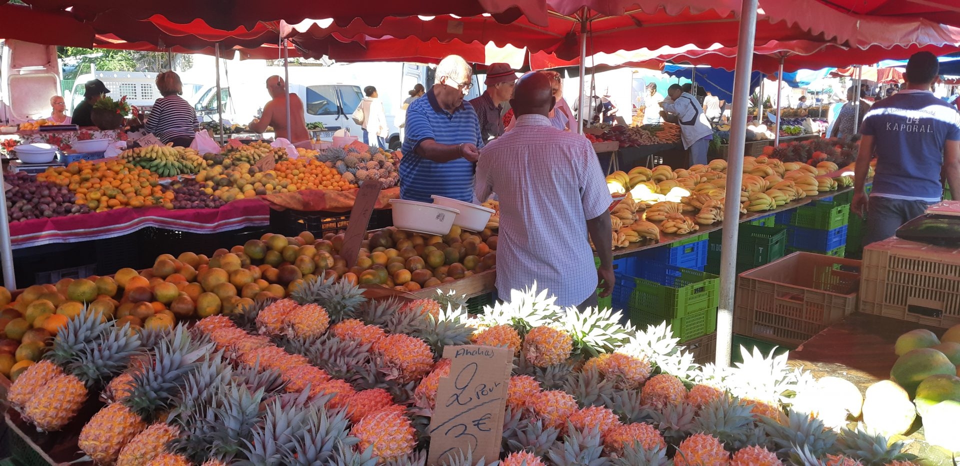 You are currently viewing Reunion Island’s Creole Cuisine Scene