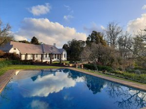 Read more about the article Rekindle the Romance at Elgin Vintners Country House