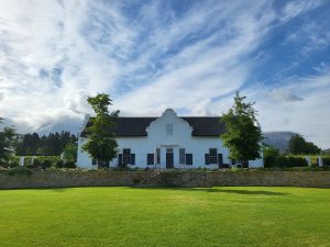 Read more about the article Brookdale Estate – A Sparkling Jewel in the Paarl Winelands