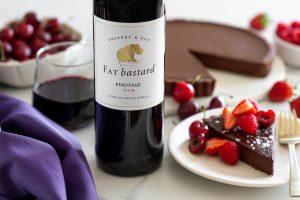 Read more about the article Celebrate #PinotageDay on 9 October with FAT bastard Pinotage and Dark Chocolate Truffle Tart Pairing