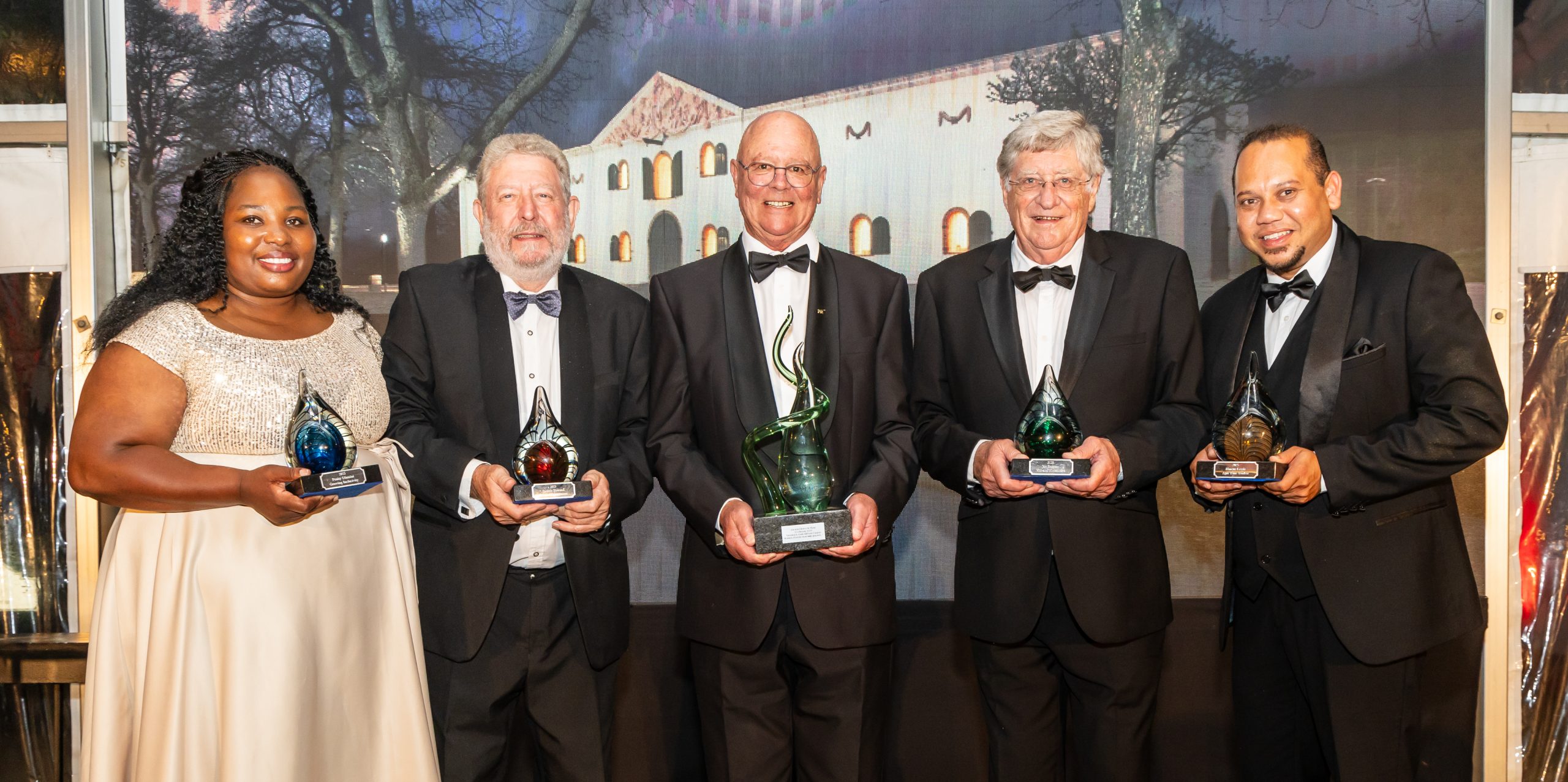 You are currently viewing Honouring the Faces Behind South Africa’s Wine 